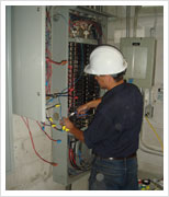 Panel maintenance at Bramalea City Centre